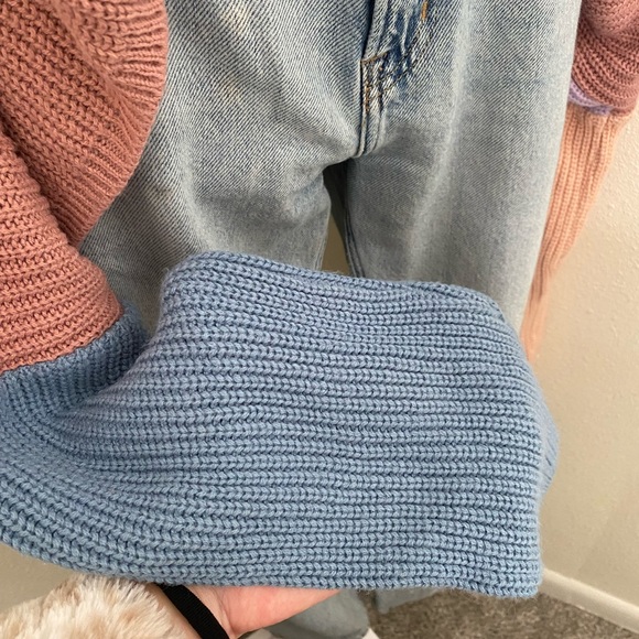 Pretty Little Thing Color Block Sweater - Picture 5 of 14